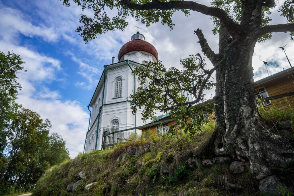 Церковь верхний парк