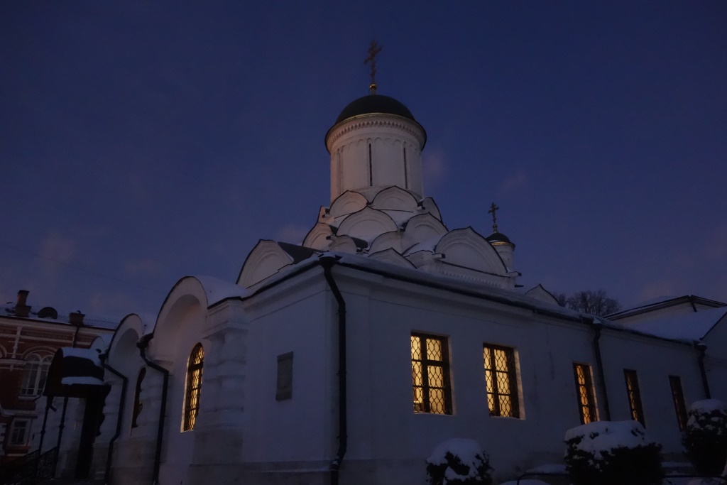 Собор Рождества Пресвятой Богородицы. Зимние сумерки.