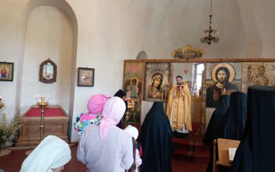 В Неделю Всех святых на подворье нашей обители состоялось воскресное богослужение