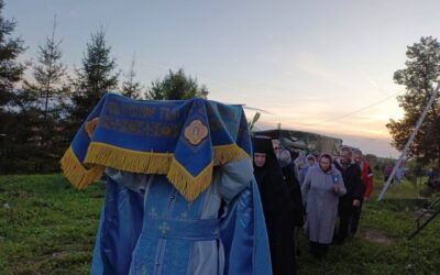 Чин Погребения Пресвятой Богородицы на подворье обители. Фотогалерея