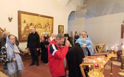 В канун праздника Рождества Пресвятой Богородицы на подворье нашего монастыря состоялось всенощное бдение