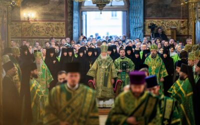 В день памяти преподобного Сергия Радонежского Предстоятель Русской Церкви совершил Литургию в Успенском соборе Троице-Сергиевой лавры