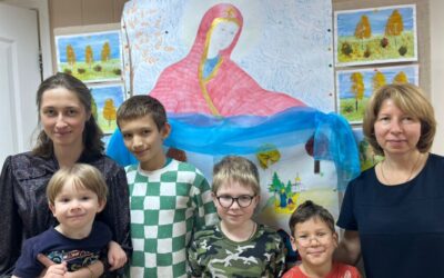 Учащиеся нашей воскресной школы готовятся к празднику Покрова Пресвятой Богородицы