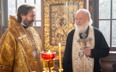 В день своего 79-летия Святейший Патриарх Кирилл молился за Литургией в Александро-Невском скиту близ Переделкина