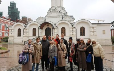В нашей обители побывали участники молодежного движения при храме Архистратига Михаила в Тропарёве