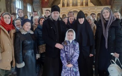 Священнослужитель и прихожане храма святой великомученицы Параскевы Пятницы в Качалове (Бутово) посетили наш монастырь