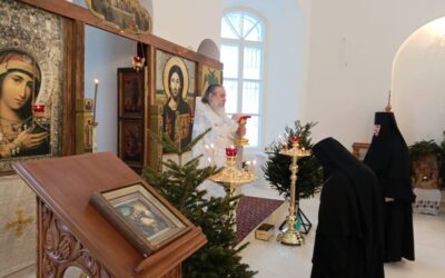 Богослужения Навечерия Рождества Христова на подворье обители