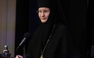 Каким образом монашеский устав приводит монахов к духовной свободе и дает вдохновение следовать избранным путем? Доклад игумении Клеопатры (Ефремовой)