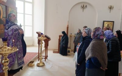 Во вторую Родительскую субботу Великого поста на подворье обители состоялось заупокойное богослужение