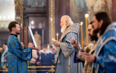 В канун Субботы Акафиста Святейший Патриарх Кирилл совершил утреню с чтением акафиста Пресвятой Богородице в Храме Христа Спасителя