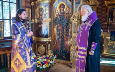 Святейший Патриарх Кирилл в день 50-летия архиерейской хиротонии молился за Литургией в Александро-Невском скиту близ Переделкина