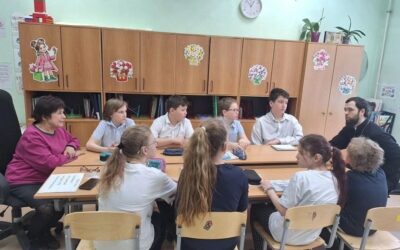 Священнослужитель нашего монастыря иерей Димитрий Саверин провел встречу в 4-м классе специальной школы-интерната № 30 имени К.А. Микаэльяна