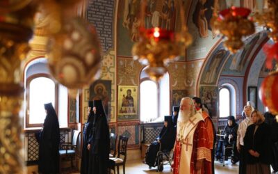 В день открытия Зачатьевского ставропигиального монастыря председатель Синодального отдела по монастырям и монашеству совершил Литургию в обители
